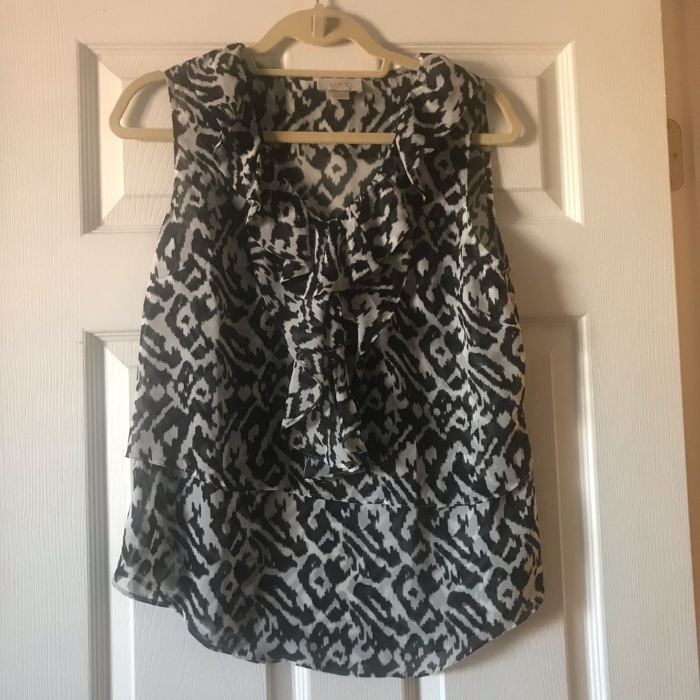 Flattering Sleeveless Blouse